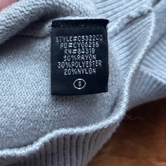 Cyrus Light Gray Cable Knit Sweater - Picture 5 of 5